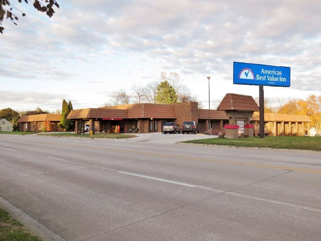韦伯斯特城美洲最佳价值酒店 Webster City 外观 照片